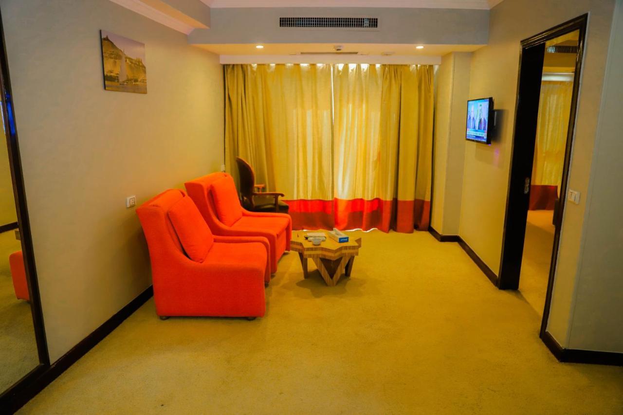 Citymax Hotel Assouan Extérieur photo